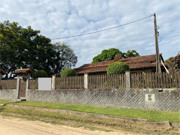 Imagem Casa com 3 Quartos à Venda, 180 m² em Centro (iguabinha) - Araruama Imagem Casa com 3 Quartos à Venda, 180 m² em Centro (iguabinha) - Araruama