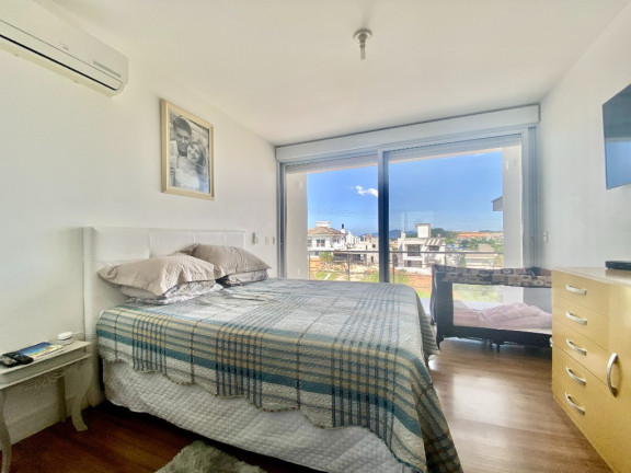 Imagem Casa com 3 Quartos à Venda, 341 m² em Pedra Branca - Palhoça Imagem Casa com 3 Quartos à Venda, 341 m² em Pedra Branca - Palhoça