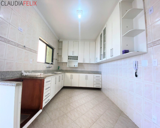 Imagem Imóvel com 5 Quartos à Venda, 204 m² em Tupi - Praia Grande Imagem Imóvel com 5 Quartos à Venda, 204 m² em Tupi - Praia Grande