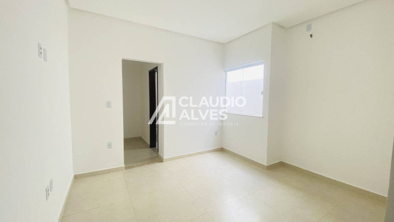Imagem Casa com 3 Quartos à Venda, 85 m² em Parque Ipê - Feira De Santana