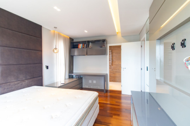 Imagem Apartamento com 4 Quartos para Alugar, 210 m² em Mossunguê - Curitiba