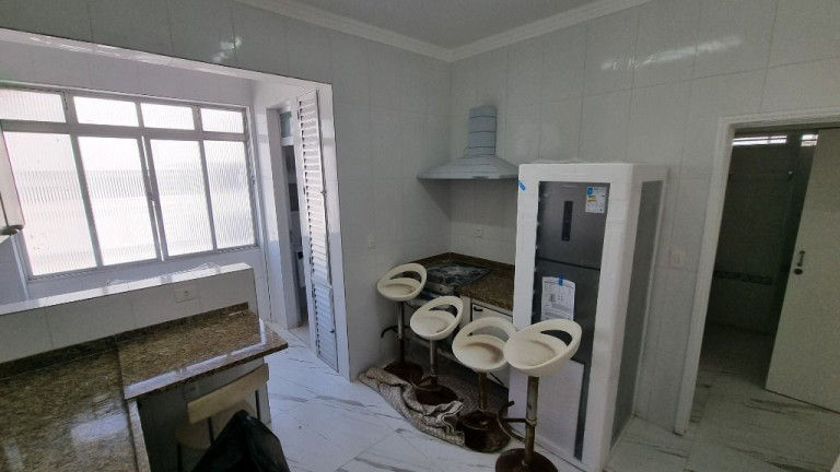 Imagem Apartamento com 3 Quartos à Venda, 130 m² em Pitangueiras - Guarujá