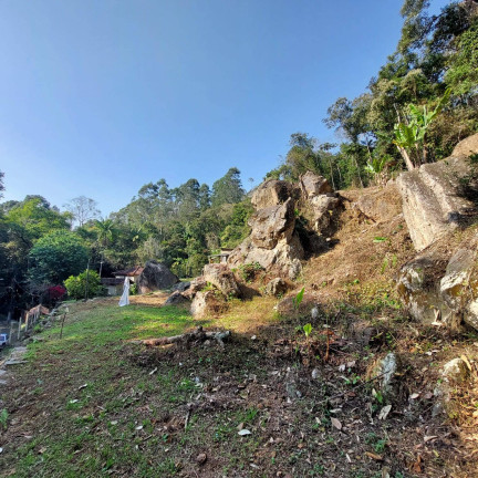 Imagem Terreno à Venda, 2 m² em Vale Dos Pinheiros - Nova Friburgo Imagem Terreno à Venda, 2 m² em Vale Dos Pinheiros - Nova Friburgo