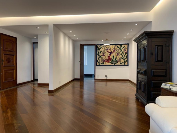 Imagem Imóvel com 3 Quartos à Venda, 235 m² em Ipanema - Rio De Janeiro Imagem Imóvel com 3 Quartos à Venda, 235 m² em Ipanema - Rio De Janeiro