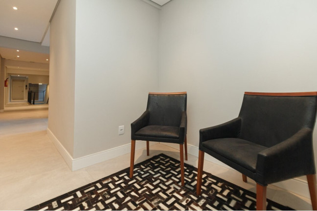 Imagem Apartamento com 2 Quartos à Venda, 58 m² em São João - Porto Alegre Imagem Apartamento com 2 Quartos à Venda, 58 m² em São João - Porto Alegre