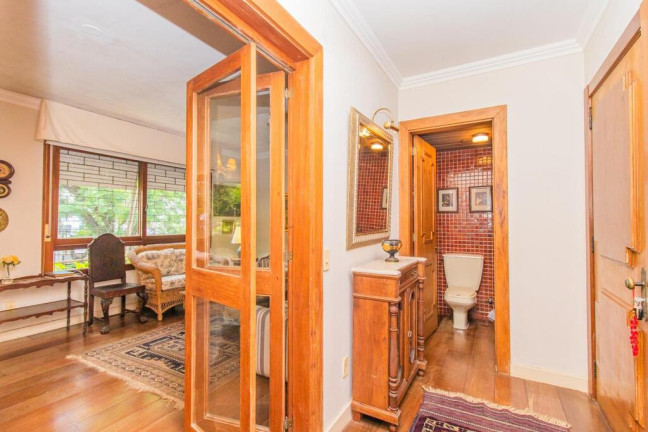 Imagem Apartamento com 3 Quartos à Venda, 202 m² em Petrópolis - Porto Alegre
