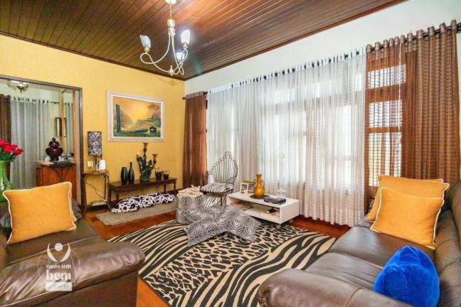 Imagem Sobrado com 4 Quartos à Venda, 398 m² em Bacacheri - Curitiba