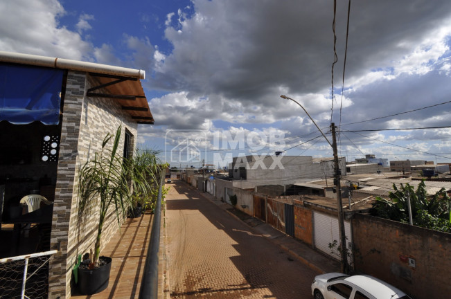 Imagem Casa com 3 Quartos à Venda, 180 m² em Ceilândia - Ceilândia
