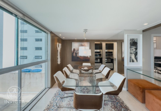 Imagem Apartamento com 3 Quartos à Venda, 156 m² em Centro - Balneário Camboriú Imagem Apartamento com 3 Quartos à Venda, 156 m² em Centro - Balneário Camboriú