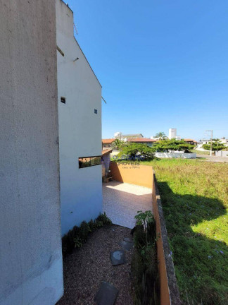 Imagem Sobrado com 3 Quartos à Venda, 292 m² em Centro - Penha Imagem Sobrado com 3 Quartos à Venda, 292 m² em Centro - Penha