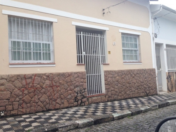 Casa com 2 Quartos à Venda, 190 m² em Centro - Jacareí
