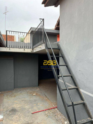 Imagem Casa com 2 Quartos à Venda, 190 m² em Centro - Barretos