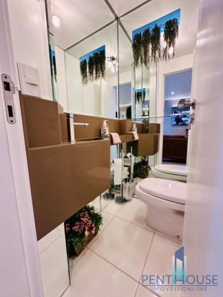 Imagem Apartamento com 3 Quartos à Venda, 135 m² em Centro - Balneário Camboriú Imagem Apartamento com 3 Quartos à Venda, 135 m² em Centro - Balneário Camboriú