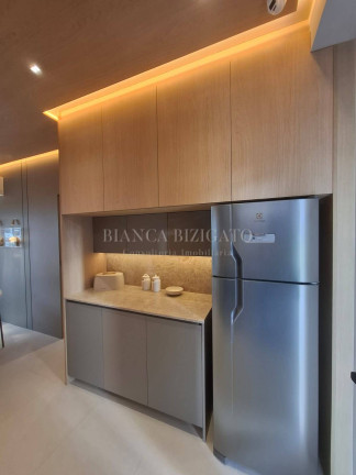 Imagem Apartamento com 2 Quartos à Venda, 54 m² em Centro - Curitiba