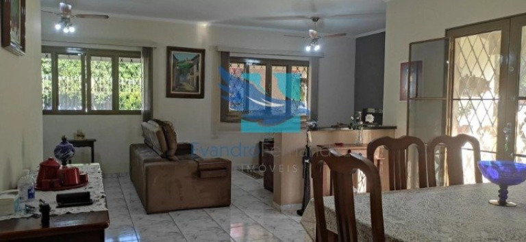 Imagem Casa com 3 Quartos à Venda, 176 m² em Jardim Mariluz - São Pedro
