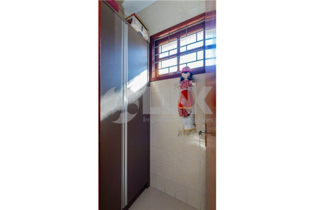 Imagem Casa com 4 Quartos à Venda,  em Jardim Itu - Porto Alegre