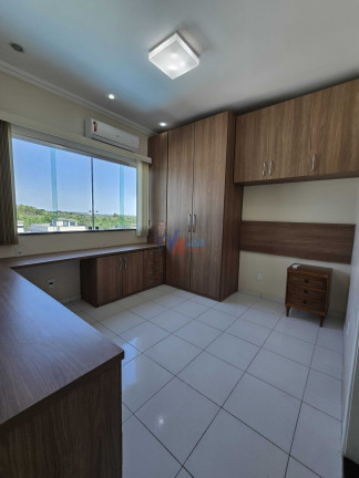 Imagem Casa com 4 Quartos à Venda, 239 m² em Tarumã - Manaus Imagem Casa com 4 Quartos à Venda, 239 m² em Tarumã - Manaus