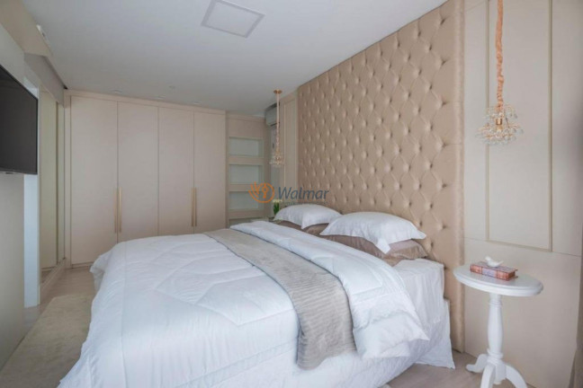 Imagem Imóvel com 3 Quartos à Venda, 182 m² em Pioneiros - Balneário Camboriú Imagem Imóvel com 3 Quartos à Venda, 182 m² em Pioneiros - Balneário Camboriú