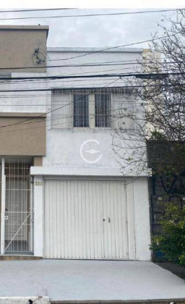 Casa com 3 Quartos para Alugar, 180 m² em Campo Belo - São Paulo