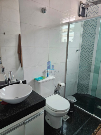 Imagem Imóvel com 3 Quartos à Venda, 60 m² em Floramar - Belo Horizonte