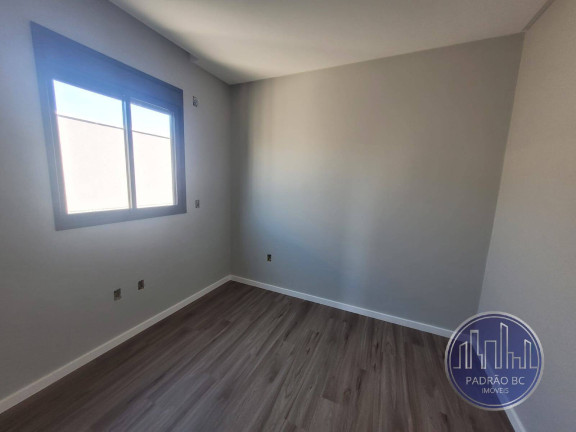 Imagem Casa com 4 Quartos à Venda, 202 m² em Ariribá - Balneário Camboriú Imagem Casa com 4 Quartos à Venda, 202 m² em Ariribá - Balneário Camboriú