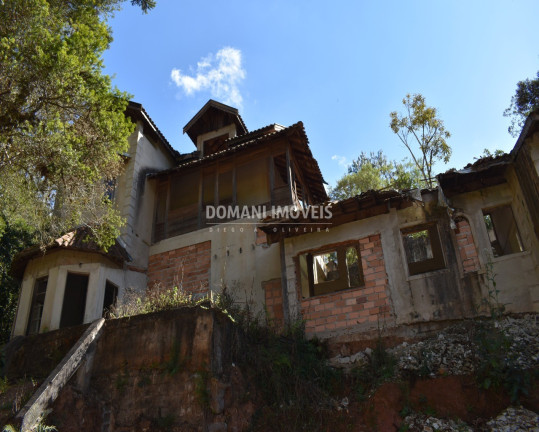 Imagem Casa com 4 Quartos à Venda, 200 m² em Região De Descansópolis - Campos Do Jordão