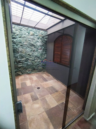 Imagem Casa com 4 Quartos à Venda,  em Guarulhos