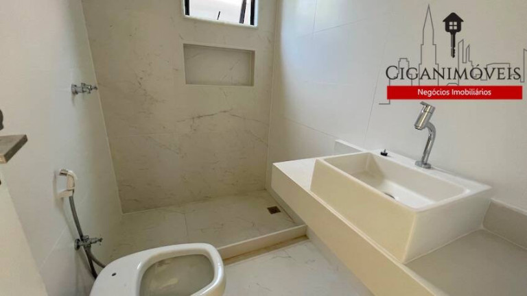Imagem Casa de Condomínio com 6 Quartos à Venda, 380 m² em Barra Da Tijuca - Rio De Janeiro Imagem Casa de Condomínio com 6 Quartos à Venda, 380 m² em Barra Da Tijuca - Rio De Janeiro