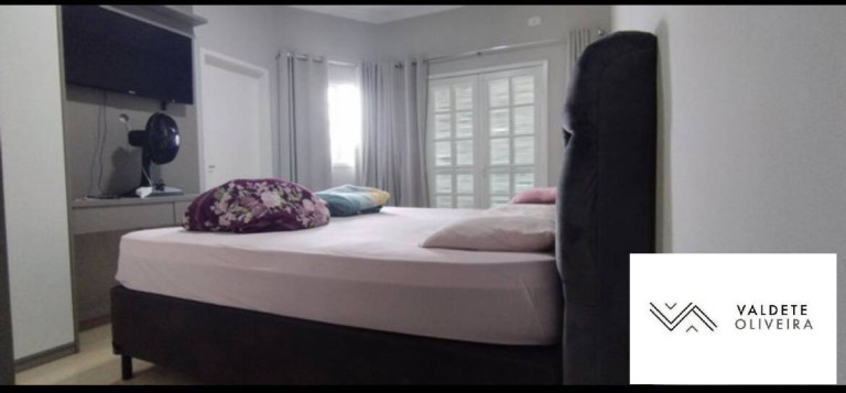 Imagem Casa com 3 Quartos à Venda, em Bosque Dos Eucaliptos - São José Dos Campos Imagem Casa com 3 Quartos à Venda, em Bosque Dos Eucaliptos - São José Dos Campos
