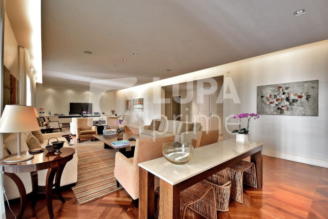 Apartamento com 4 Quartos à Venda, 367 m² em Consolação - São Paulo