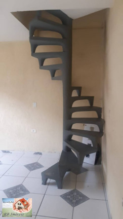 Imagem Sobrado com 2 Quartos para Alugar,  em Vila Mazzei - Santo André