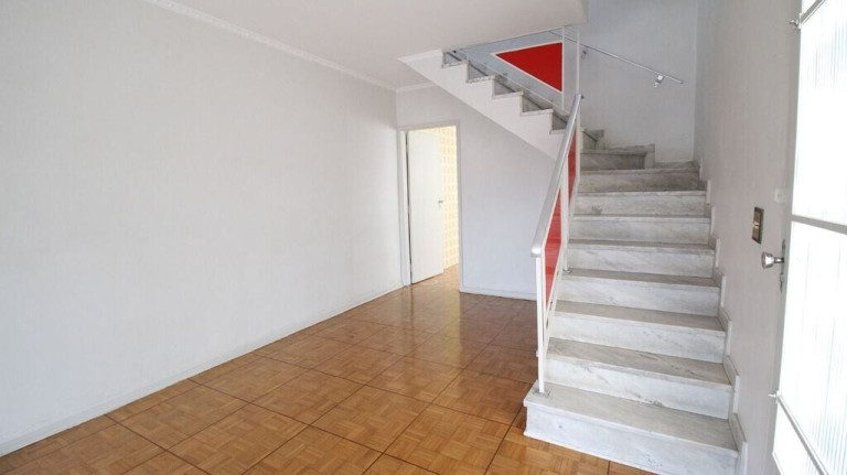 Imagem Casa com 3 Quartos à Venda, 150 m² em água Fria - São Paulo Imagem Casa com 3 Quartos à Venda, 150 m² em água Fria - São Paulo