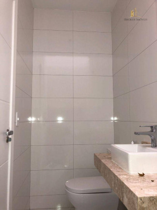 Imagem Sobrado com 3 Quartos à Venda, 178 m² em Bom Retiro - Curitiba Imagem Sobrado com 3 Quartos à Venda, 178 m² em Bom Retiro - Curitiba