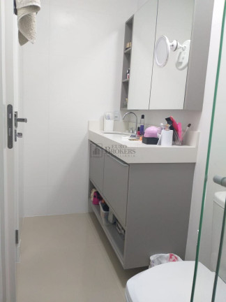 Imagem Sobrado com 3 Quartos à Venda, 215 m² em Centro - Balneário Camboriú Imagem Sobrado com 3 Quartos à Venda, 215 m² em Centro - Balneário Camboriú
