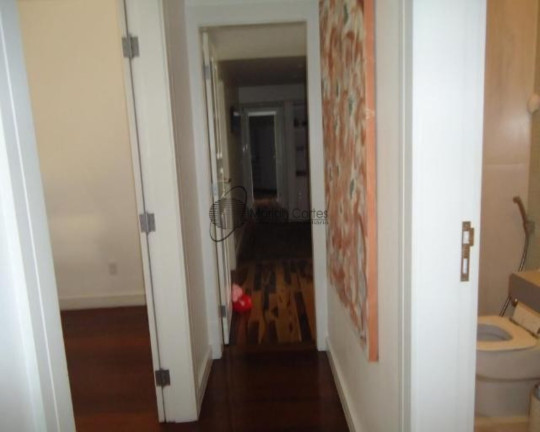 Imagem Imóvel com 4 Quartos à Venda, 300 m² em Icaraí - Niterói Imagem Imóvel com 4 Quartos à Venda, 300 m² em Icaraí - Niterói