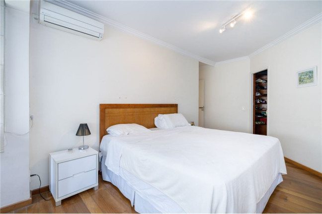 Imagem Apartamento com 3 Quartos à Venda, 185 m² em Vila Suzana - São Paulo Imagem Apartamento com 3 Quartos à Venda, 185 m² em Vila Suzana - São Paulo