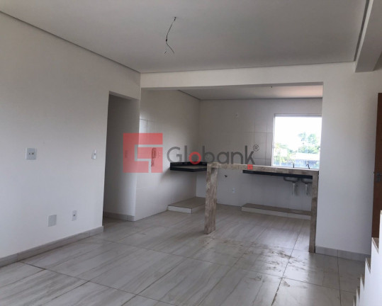 Imagem Imóvel com 3 Quartos à Venda, 140 m² em Ibituruna - Montes Claros