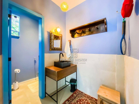 Imagem Casa com 4 Quartos à Venda, 320 m² em Vargem Grande - Teresópolis