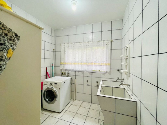 Imagem Casa com 3 Quartos à Venda, 582 m² em Velha - Blumenau
