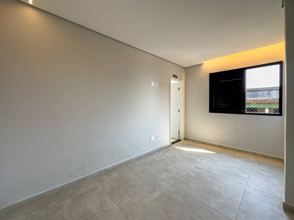 Imagem Apartamento com 2 Quartos à Venda, 232 m² em Tupi - Praia Grande Imagem Apartamento com 2 Quartos à Venda, 232 m² em Tupi - Praia Grande
