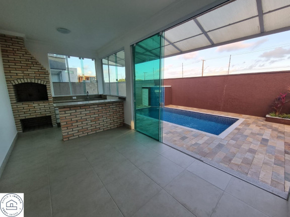Imagem Casa com 4 Quartos à Venda, 250 m² em Bougainvillee Iv - Peruibe Imagem Casa com 4 Quartos à Venda, 250 m² em Bougainvillee Iv - Peruibe