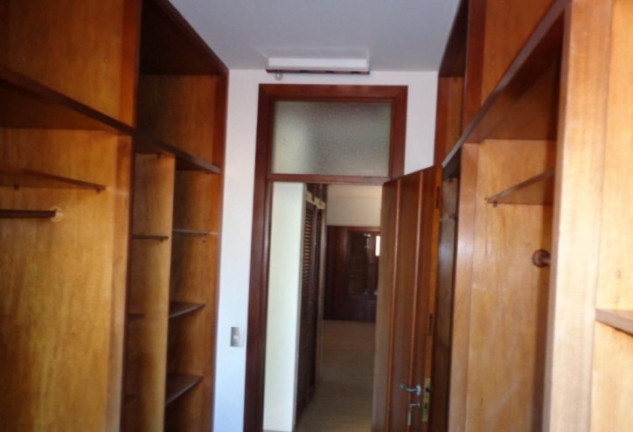 Imagem Sobrado com 4 Quartos à Venda, 850 m² em Interlagos - São Paulo