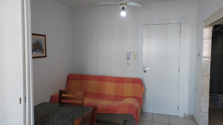 Imagem Apartamento com 1 Quarto para Alugar, 38 m² em Centro - Balneário Camboriú Imagem Apartamento com 1 Quarto para Alugar, 38 m² em Centro - Balneário Camboriú