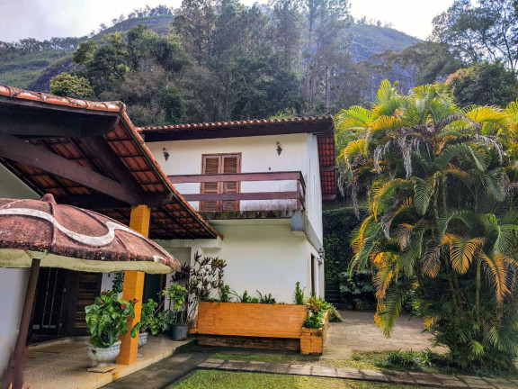 Casa com 5 Quartos à Venda, 500 m² em Cruzeiro - Teresópolis