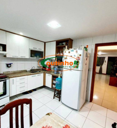 Imagem Casa com 3 Quartos à Venda, 151 m² em Tijuca - Rio De Janeiro Imagem Casa com 3 Quartos à Venda, 151 m² em Tijuca - Rio De Janeiro