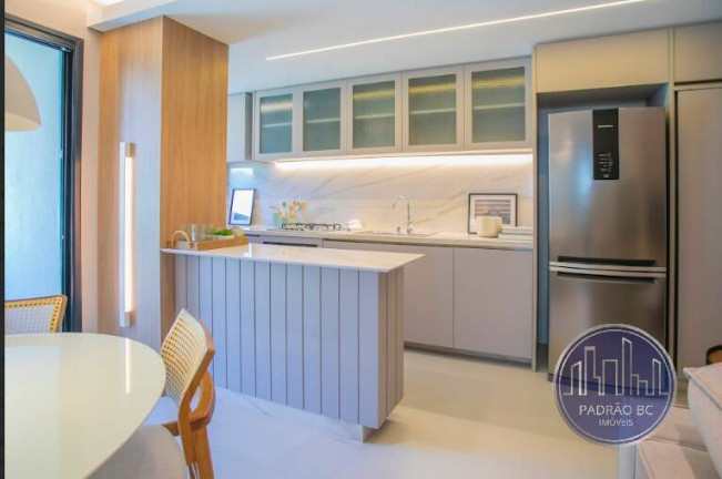 Imagem Apartamento com 3 Quartos à Venda, 68 m² em Cabral - Curitiba