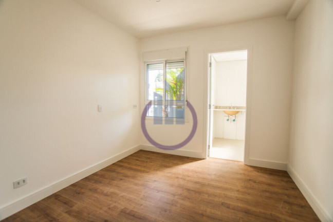 Imagem Apartamento com 3 Quartos à Venda, 131 m² em Seminário - Curitiba Imagem Apartamento com 3 Quartos à Venda, 131 m² em Seminário - Curitiba