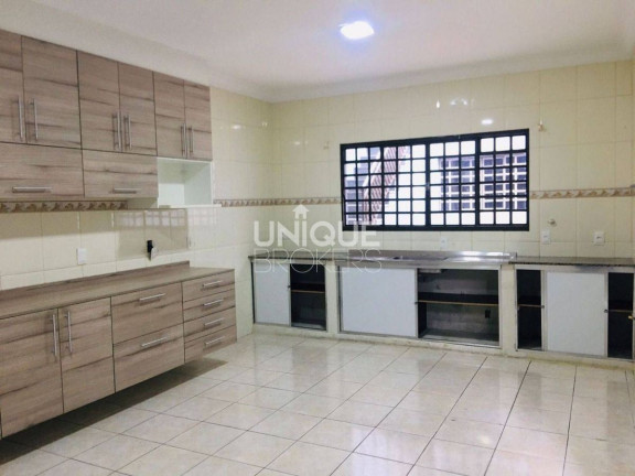Casa com 4 Quartos à Venda, 160 m² em Jundiaí