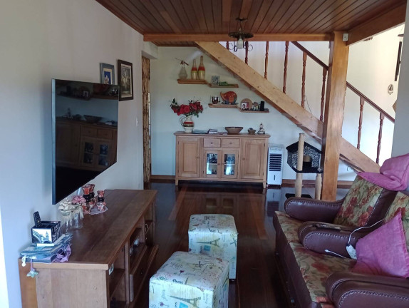 Imagem Chácara com 3 Quartos à Venda, 2.100 m² em Ortizes - Piedade