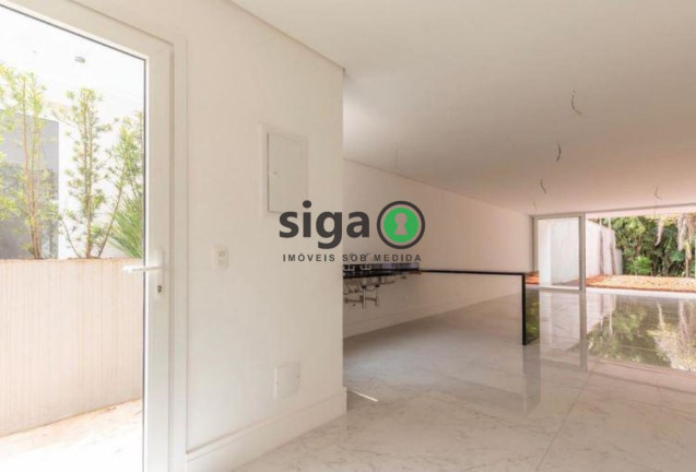 Imagem Casa com 4 Quartos à Venda, 770 m² em Granja Julieta - São Paulo